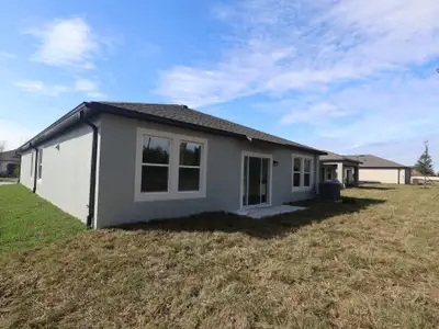 New construction Single-Family house 4964 Meadow Bay Ct, Wimauma, FL 33598 plan 4964 Meadow Bay Court - image 2