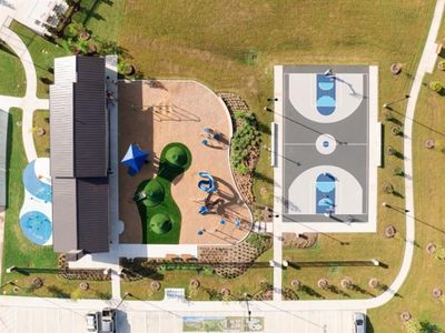 New construction Single-Family house 1831 Tioga View Dr, Rosharon, TX 77583 The George B- photo 15 15