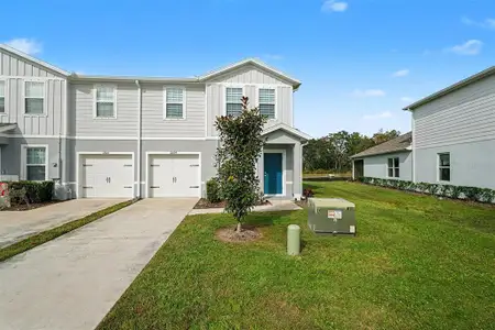 New construction Townhouse house 12094 Grizzly Ln, New Port Richey, FL 34654 - image