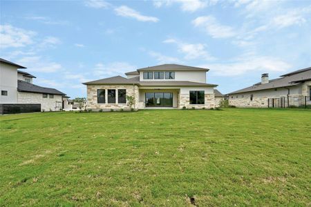 New construction Single-Family house 812 Whitcomb Way, Austin, TX 78738 The Santiago IV- photo 23 23