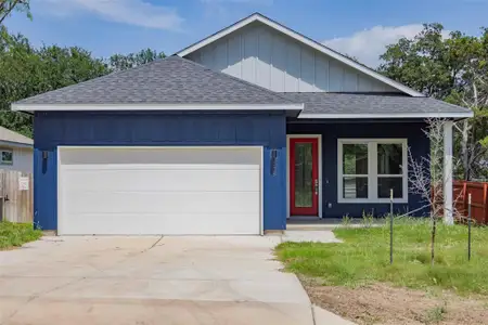 New construction Single-Family house 639 Magnolia Ln, Cottonwood Shores, TX 78657 - image