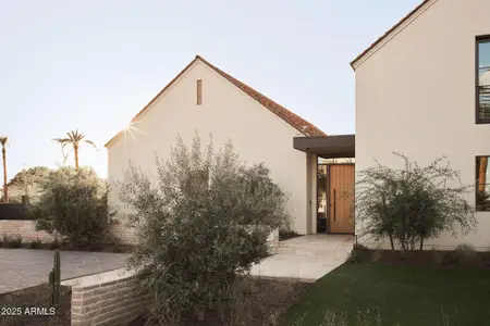 New construction Single-Family house 4600 N Rubicon Ave, Unit 2, Phoenix, AZ 85018 - image