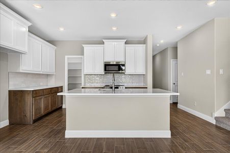 New construction Single-Family house 4045 Westfork Wy, Springtown, TX 76082 plan The Bradford - image 7