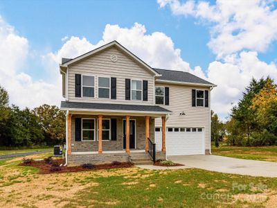 New construction Single-Family house 573 Wade Rd, Oakboro, NC 28129 - image