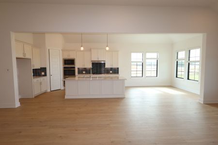 New construction Single-Family house 9912 Cavelier Canyon Ct, Montgomery, TX 77316 plan 16598 Gaines Glen Lane - image 17