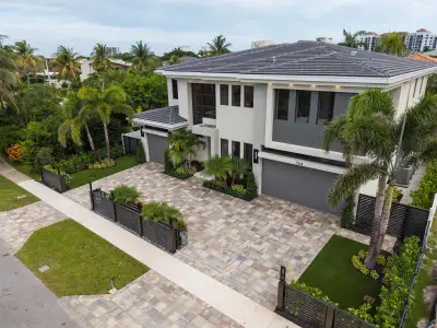 New construction Single-Family house 255 Ne 3Rd St, Boca Raton, FL 33432 - image