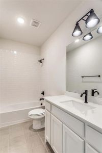 New construction Single-Family house 514 Hillcrest Cir, Justin, TX 76247 plan The Edwards - image 9