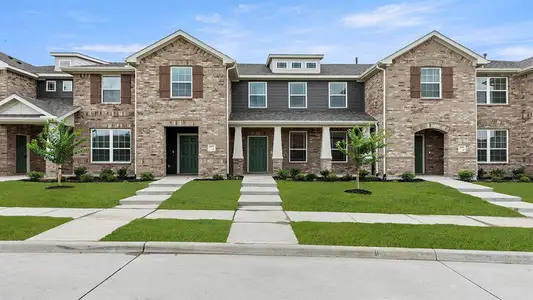 New construction Townhouse house 1892 Indigo, Unit 15, Heartland, TX 75114 - image