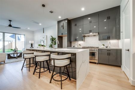 New construction Single-Family house 2113 Huldy St, Houston, TX 77019 - image 8