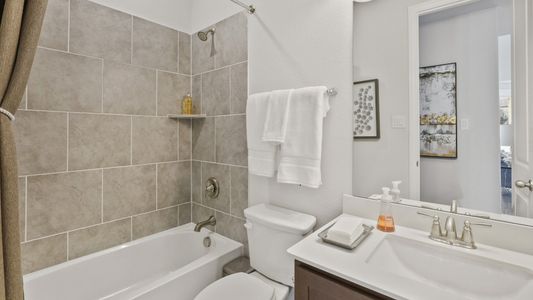 New construction Single-Family house Bonney, TX 77583 plan Hickory - image 13