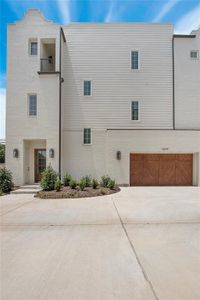 New construction Single-Family house 1029 Mobile St, Dallas, TX 75208 - image