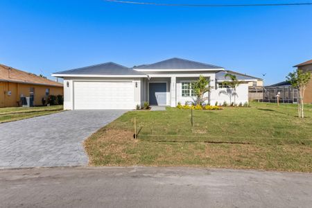 New construction Single-Family house 5271 Nw Mayfield Ln, Port Saint Lucie, FL 34983 - image