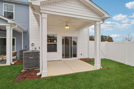 New construction Townhouse house 266 Forgotten Trl, Lexington, SC 29072 plan Southern Breeze - image