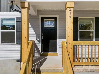 New construction Single-Family house 517 W Pine St, Maiden, NC 28650 - image