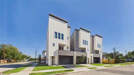 New construction Single-Family house 5318 Terry St, Houston, TX 77009 - image