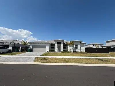 New construction Single-Family house 13249 Sw 189 Ter, Miami, FL 33177 plan Edlin - image