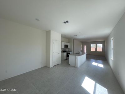 New construction Single-Family house 1921 E Harness Ln, San Tan Valley, AZ 85140 Sterling- photo 4 4