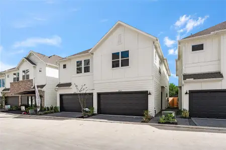 New construction Single-Family house 3919 Willowbend Point Dr, Houston, TX 77025 plan The Briar A - image