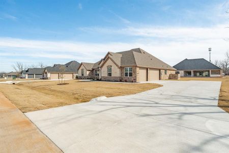 New construction Single-Family house 3004 Hazlewood Rd, Granbury, TX 76049 null- photo 2 2