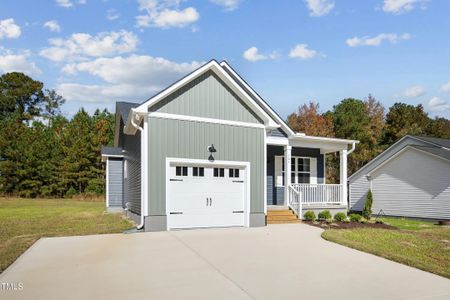 New construction Single-Family house 105 Eason Creek Way, Clayton, NC 27527 null- photo 31 31