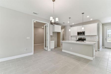 New construction Single-Family house 3739 Nandina Cir, Sun City Center, FL 33573 Sandpiper- photo 5 5