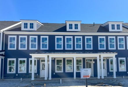 New construction Townhouse house 610 Southview Lane, Summerville, SC 29486 - photo 0