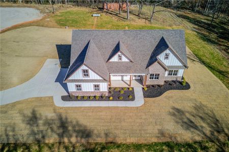 New construction Single-Family house 30 River Overlook, Jefferson, GA 30549 - image