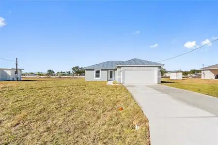 New construction Single-Family house 12 Armbruster Ct, Frostproof, FL 33843 - image