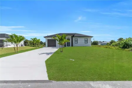 New construction Single-Family house 713 Roma Ave, Lehigh Acres, FL 33974 - image