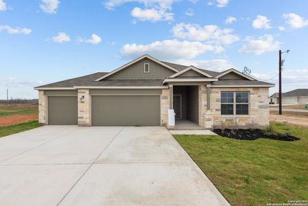 New construction Single-Family house 117 Reno Trl, Floresville, TX 78114 Esparanza- photo 26 26