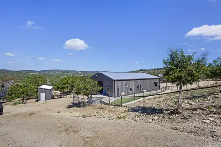 New construction Single-Family house 239 Flat Rock Creek Rd, Comfort, TX 78013 null- photo 0
