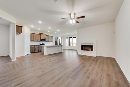 New construction Single-Family house 3522 Austin St, Gainesville, TX 76240 Cascade II- photo 6 6