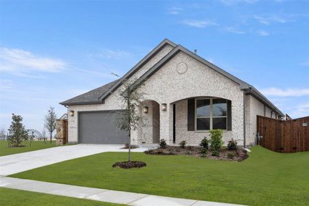 New construction Single-Family house 1210 Rothland Ln, Red Oak, TX 75154 Cottonwood II W- photo 1 1