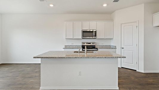 New construction Townhouse house 15000 Welsh Cobb Rd, Unit B, Manor, TX 78653 null- photo 7 7