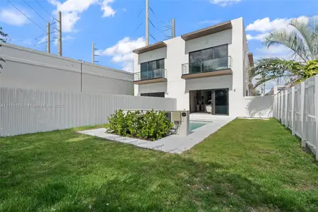 New construction Condo house 2945 Sw 37Th Ct, Unit LEFT, Miami, FL 33134 - image