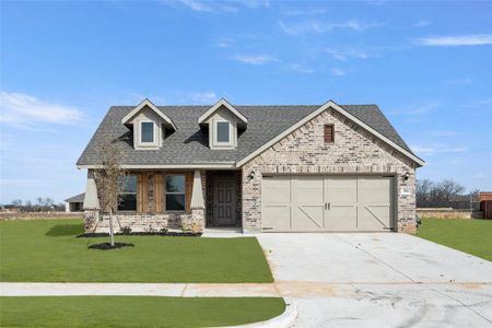 New construction Single-Family house 306 Camryn, Cleburne, TX 76033 Lincoln - photo 0 0