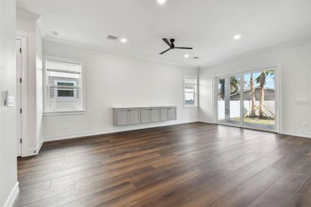 New construction Single-Family house 3829 71St St N, St. Petersburg, FL 33709 null- photo 10 10