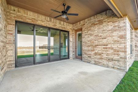 New construction Single-Family house 124 Golden Jackal Ct, Godley, TX 76044 The Euless- photo 24 24