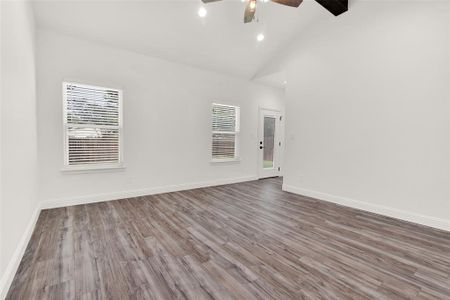 New construction Single-Family house 1124 S Hazelwood St, Sherman, TX 75090 null- photo 11 11