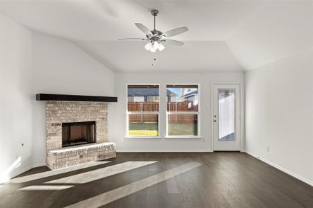 New construction Single-Family house 4537 Copper Point Dr, Fort Worth, TX 76036 Concept 1849- photo 13 13