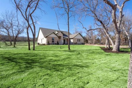 New construction Single-Family house 531 Echo Glade Ct, Azle, TX 76020 null- photo 4 4