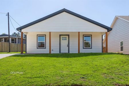 New construction Single-Family house 1103 Apache Ridge Road, Granbury, TX 76048 - photo 0