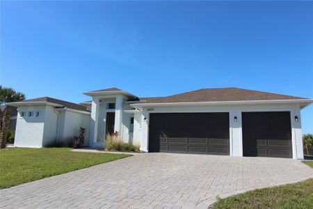 New construction Single-Family house 10071 Sunday Dr, Port Charlotte, FL 33981 - image