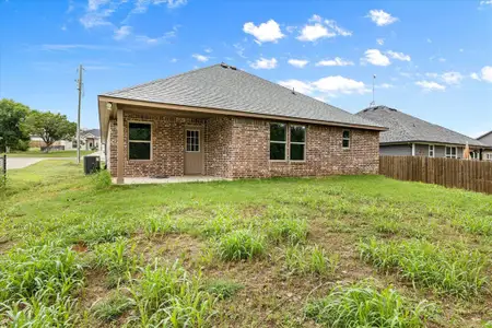 New construction Single-Family house 2615 San Gabriel Dr, Granbury, TX 76048 - image
