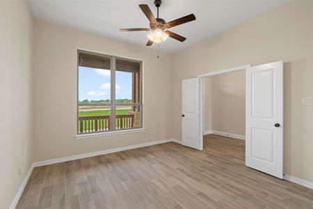 New construction Single-Family house 421 Solo Ridge, Waxahachie, TX 75167 - photo 8 8