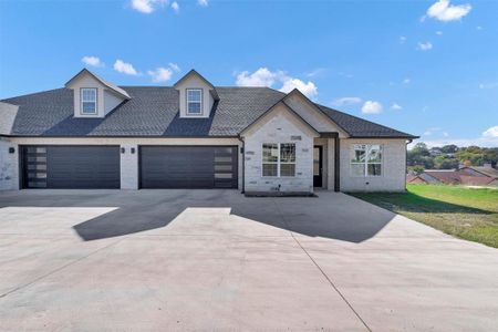 New construction Townhouse house 5126 Country Club Dr, Granbury, TX 76049 - image