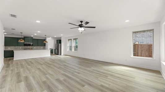 New construction Single-Family house 1915 Bobbin Mill Ln, Forney, TX 75126 plan Rowan - image 18