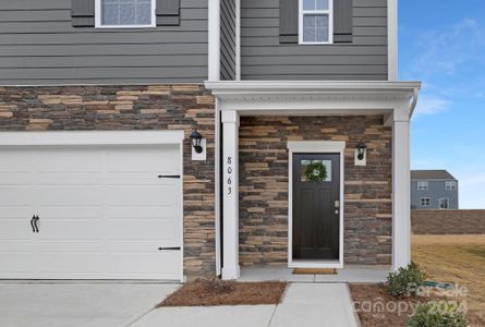 New construction Single-Family house 8063 Plymouth Dr, Sherrills Ford, NC 28673 The Robie- photo 2 2