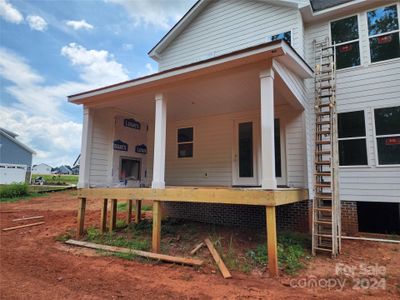 New construction Single-Family house 163 Triple Ponds Court, Clover, SC 29710 - photo 3 3