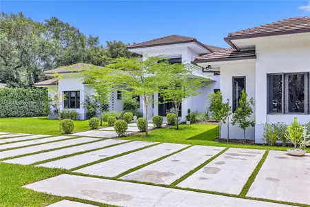 New construction Single-Family house 7699 Sw 118Th St, Pinecrest, FL 33156 - image